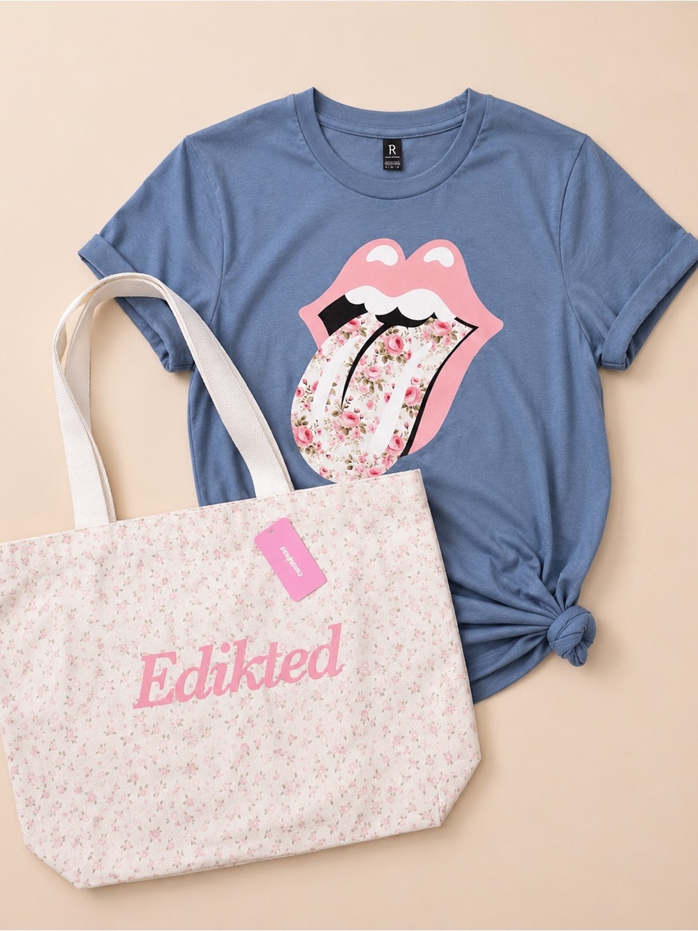 Gildan Light Cotton Graphic Tee Medium | Floral Tongue Lips Shirt | Aesthetic